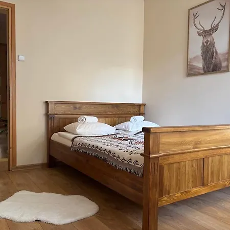 Pod Strzechą Domek alpejski