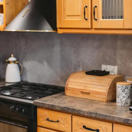 Huncwota 샬레 자코파네